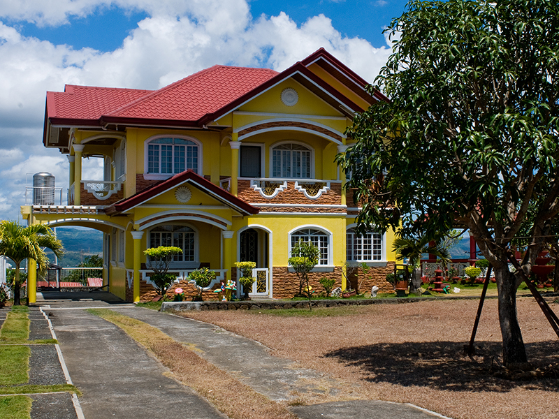 Construction d'une maison | Raising a family home