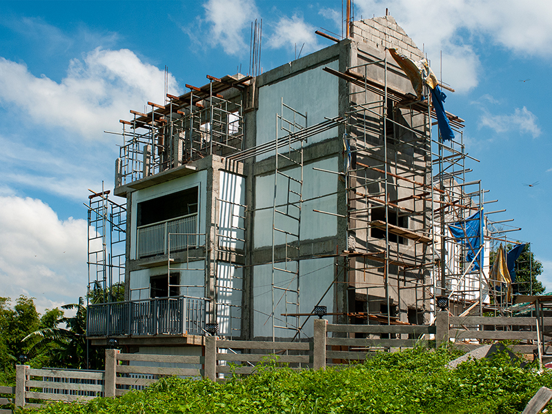 Construction d'une maison | Raising a family home