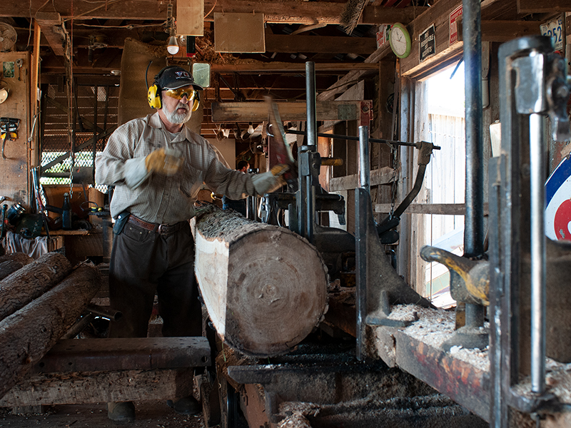 MOULIN À BOIS M.COUSIN | M.COUSIN WOOD CUTTING MILL